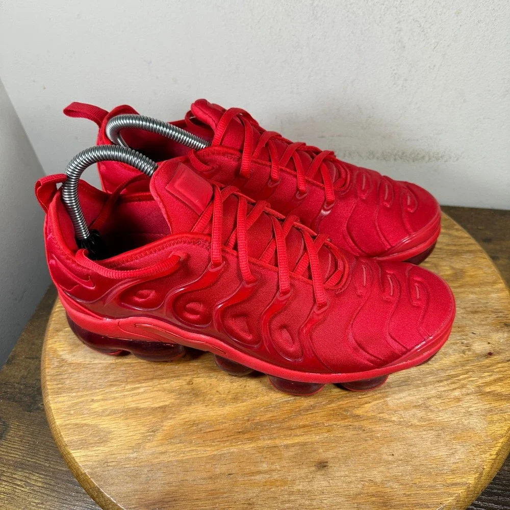 Nike Air VaporMax Plus University Red Mens CW6973-600 Running Shoes Size 7.5
